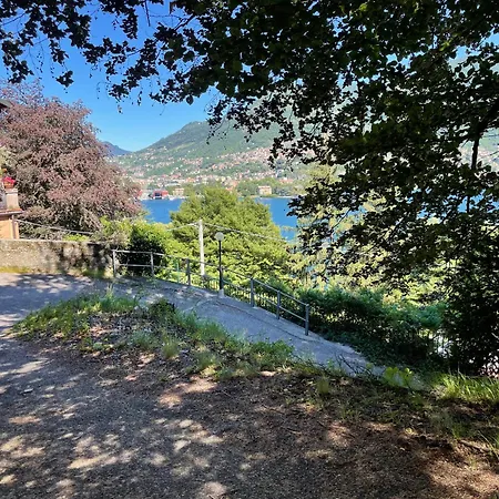 L Lake Como