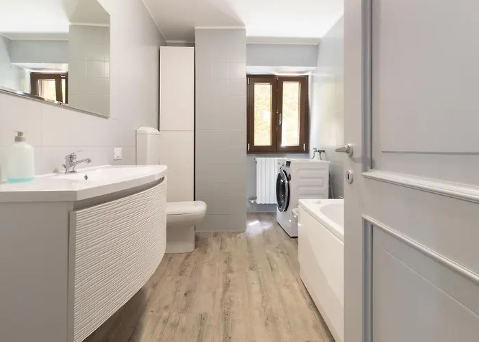 Apartment L