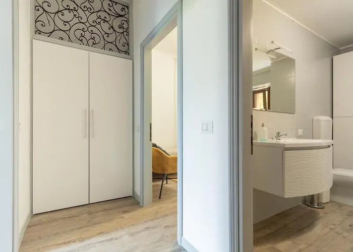 L Apartment Como